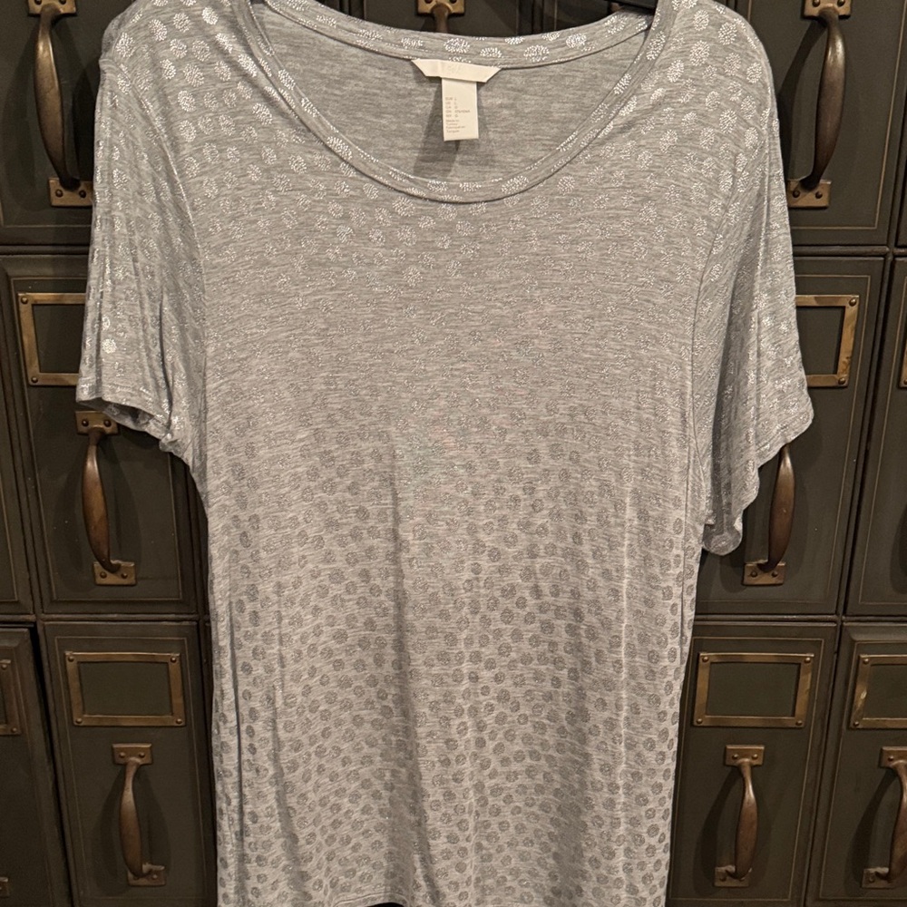 H&M T